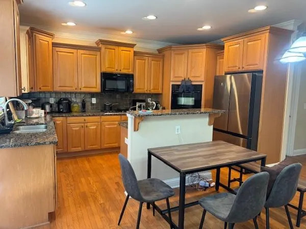 $2,900 | 2065 Manor View, Cumming, GA 30041