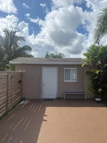 $1,100 | 30328 Southwest 158th Place, Unit 2, Homestead, FL 33033