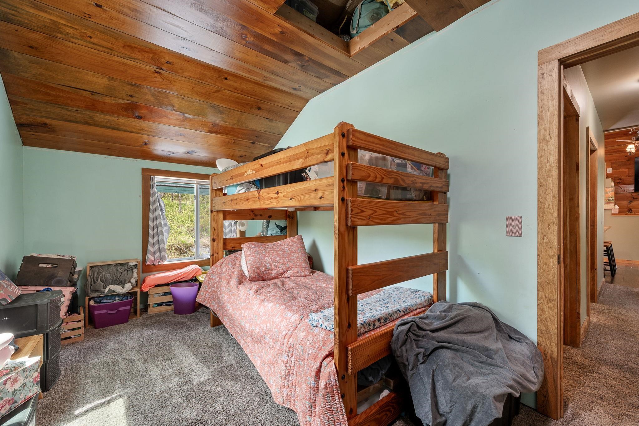 251 Doe Road Warren, VT 05674 - Photo 23 of 52