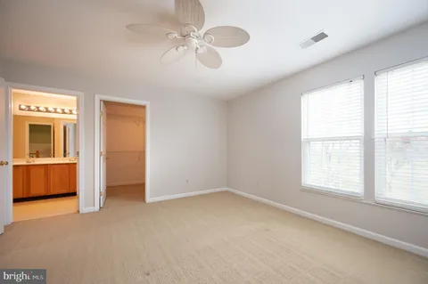 $385,000 | 206 Sloan Court, Wilmington, DE 19808