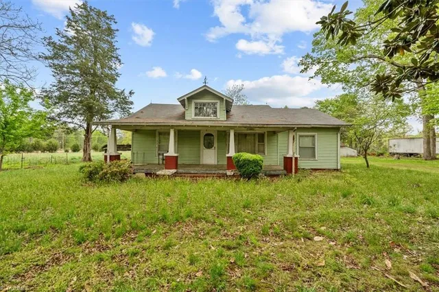 $1,000,000 | 4858 Us Highway, Sophia, NC 27350