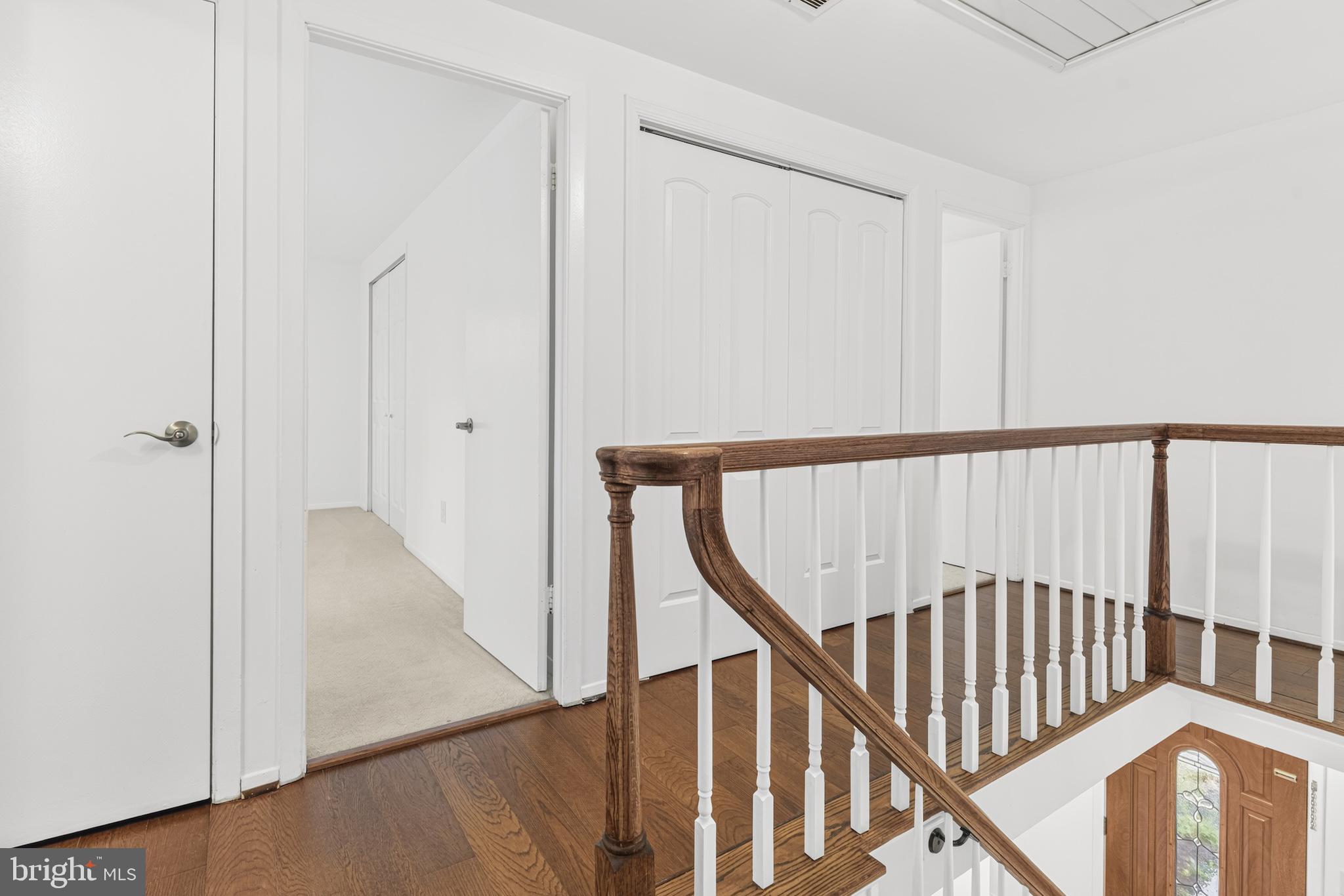 9005 Eastbourne Lane Laurel, MD 20708 - Photo 26 of 41 2nd Level Hallway