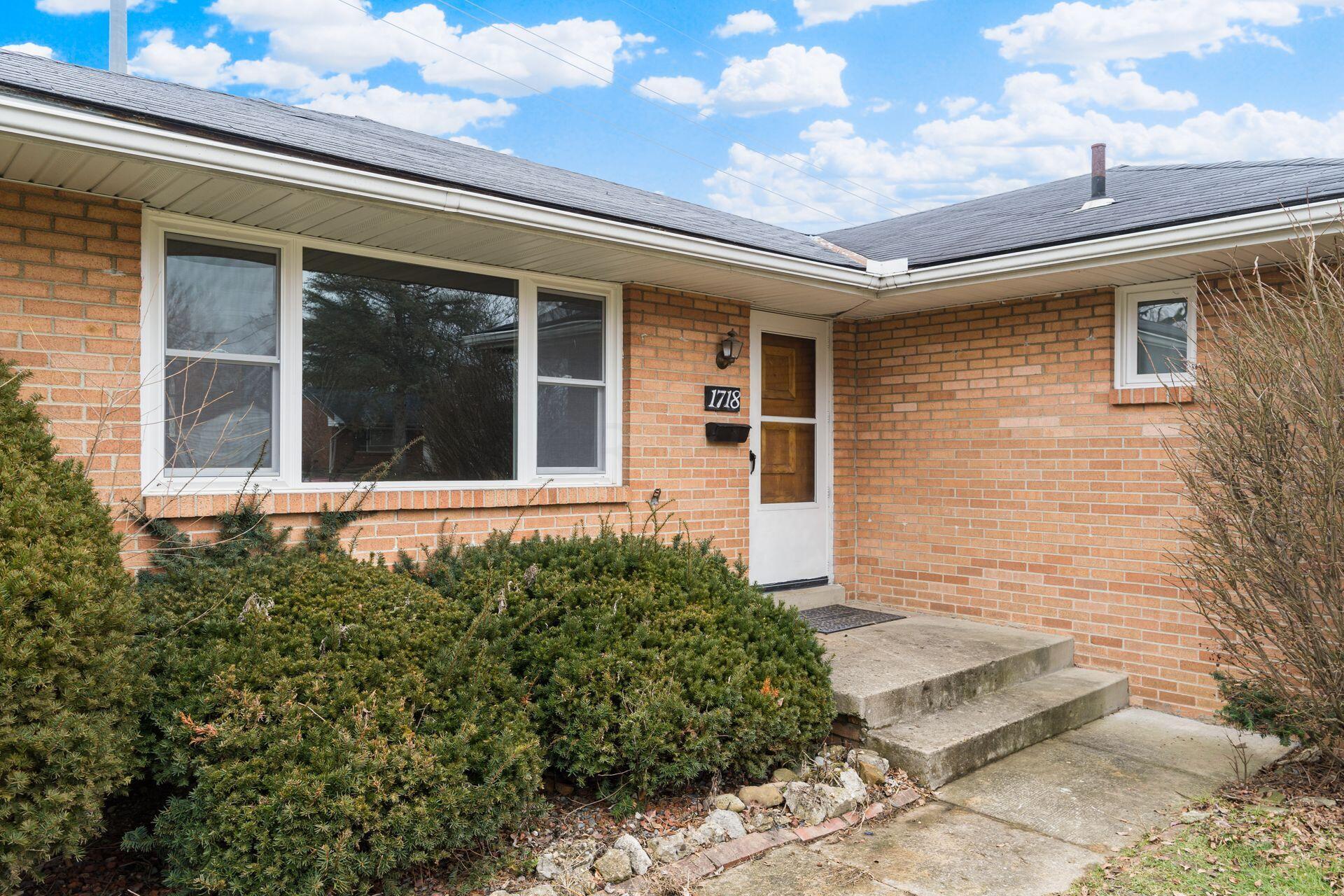 1718 Bostwick Road Columbus, OH 43227 - Photo 3 of 25 003_18 Bostwick Rd - 001-Edit