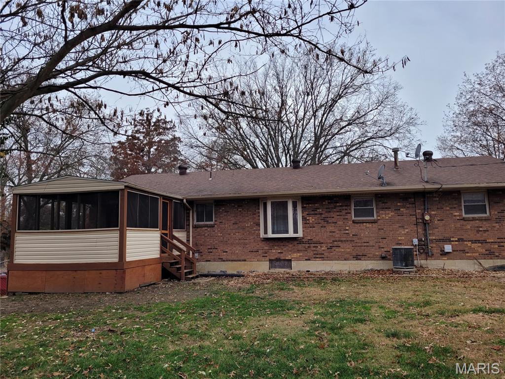 2 Lake Drive Moro, IL 62067 - Photo 18 of 18