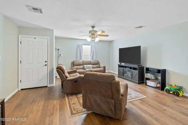 $165,000 | 1306 Cathy Lane, Jennings, LA 70546