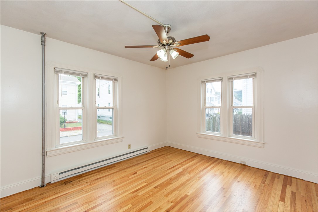 111 Denver Street Pawtucket, RI 02860 - Photo 4 of 45 Unit 1 - Living room