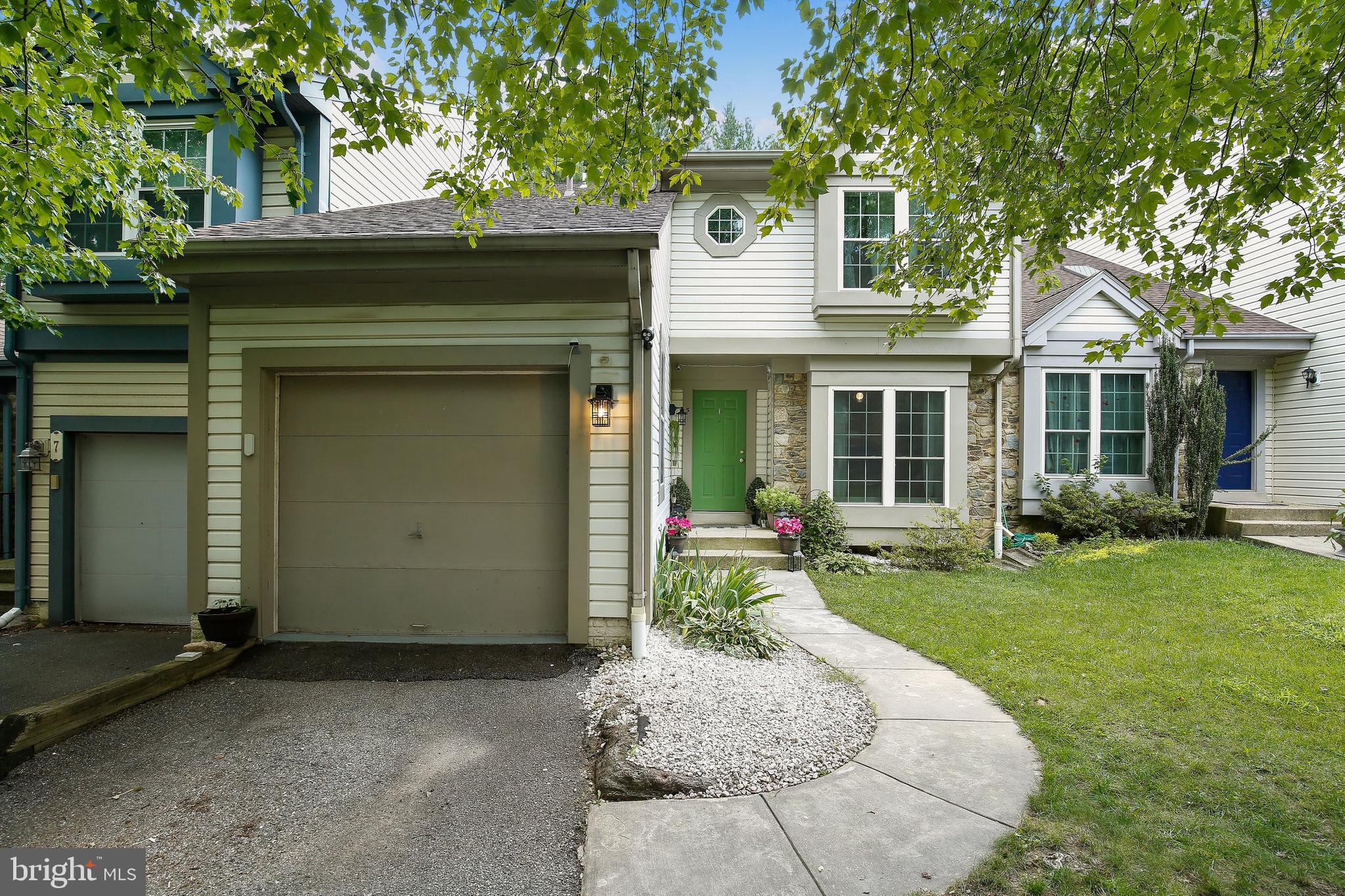 5 Hugo Court Silver Spring, MD 20906 - Photo 3 of 46 Gallery Image 3