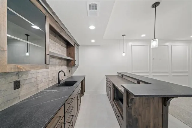 $725,000 | 2202 Southwest Hook Farm Drive, Lee's Summit, MO 64082