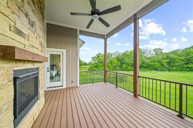 $725,000 | 2202 Southwest Hook Farm Drive, Lee's Summit, MO 64082