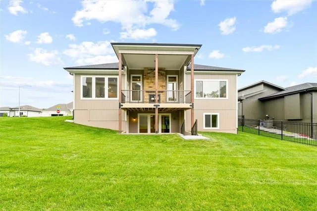 $725,000 | 2202 Southwest Hook Farm Drive, Lee's Summit, MO 64082