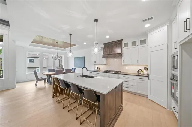 $725,000 | 2202 Southwest Hook Farm Drive, Lee's Summit, MO 64082