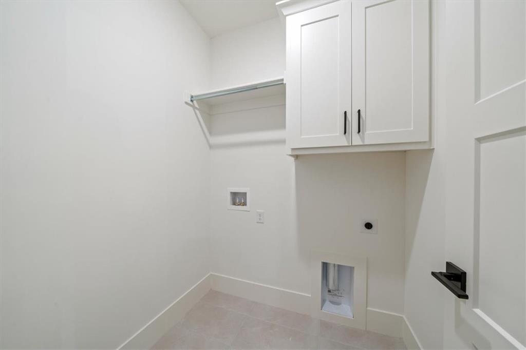 2202 Southwest Hook Farm Drive Lee's Summit, MO 64082 - Photo 10 of 27