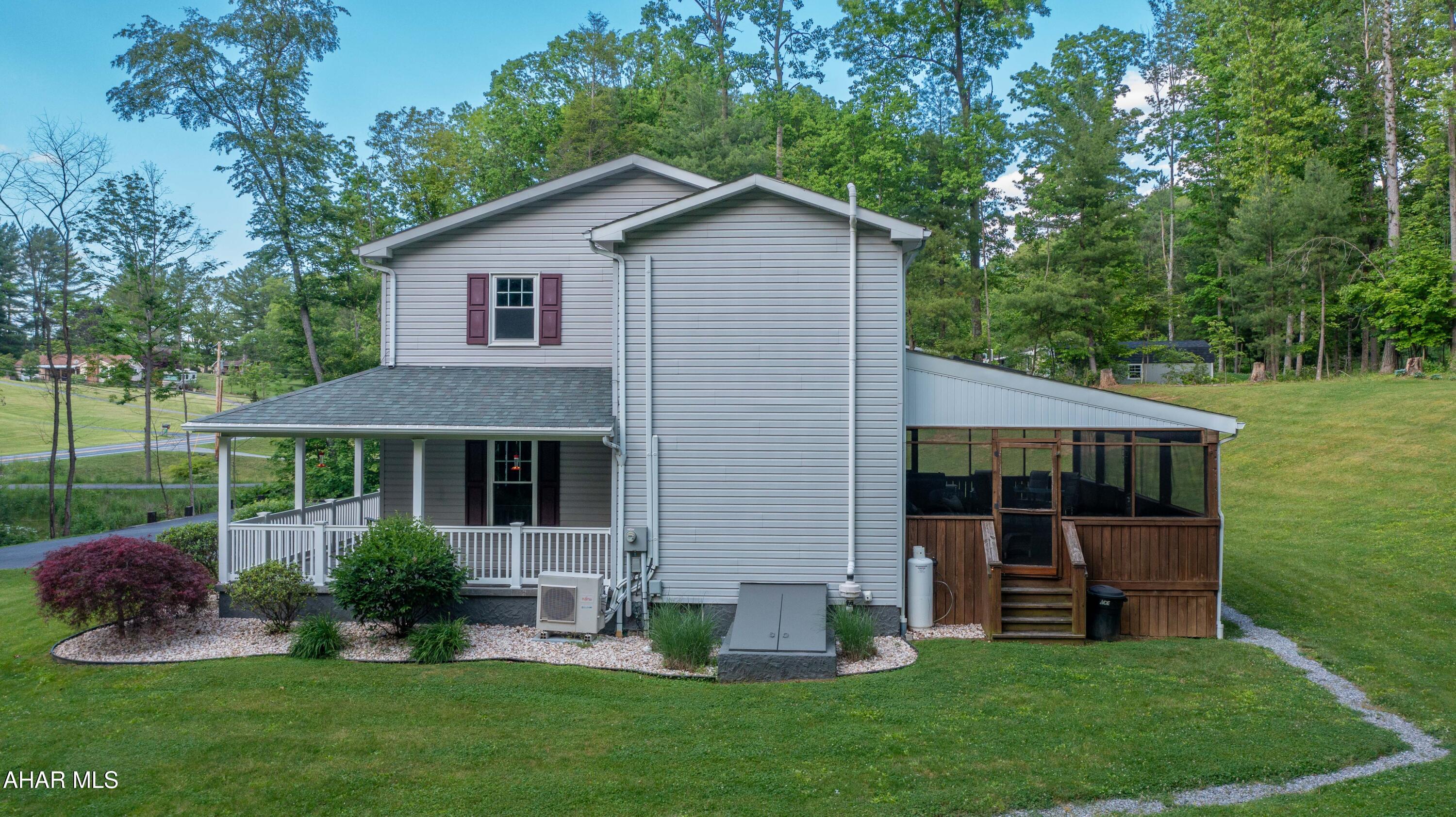 2707 Pennington Road Tyrone, PA 16686 - Photo 17 of 66