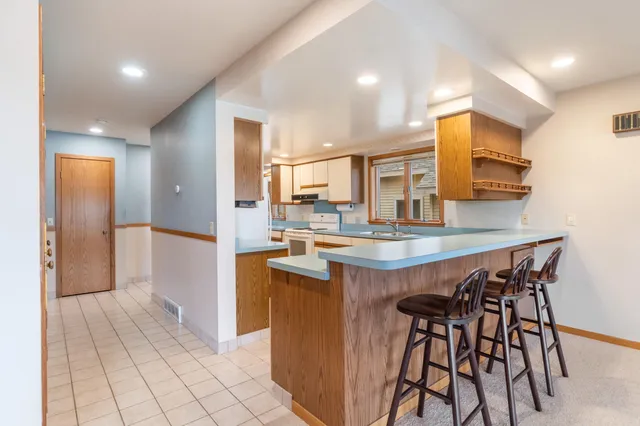 $829,900 | 4276 Echo Cove, Manitou Beach, MI 49253