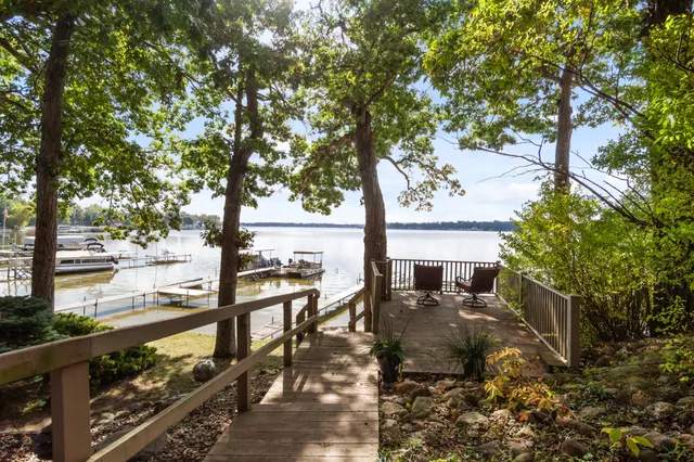 $829,900 | 4276 Echo Cove, Manitou Beach, MI 49253