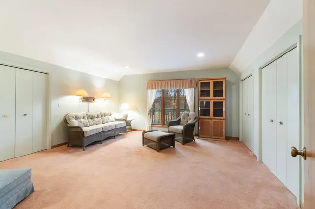 $829,900 | 4276 Echo Cove, Manitou Beach, MI 49253