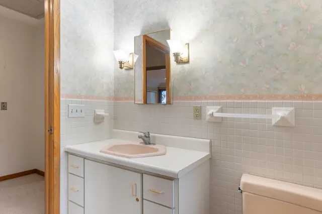 $829,900 | 4276 Echo Cove, Manitou Beach, MI 49253