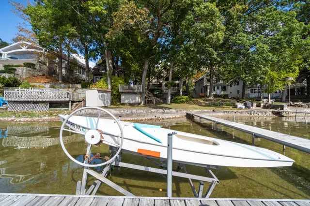 $829,900 | 4276 Echo Cove, Manitou Beach, MI 49253