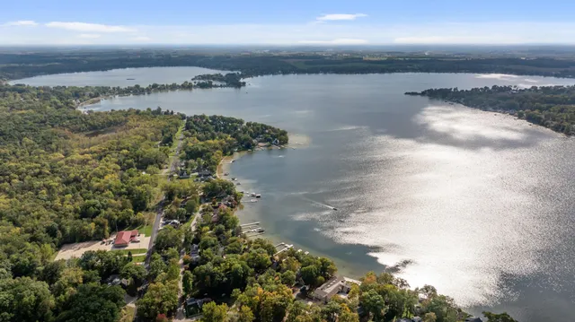 $829,900 | 4276 Echo Cove, Manitou Beach, MI 49253