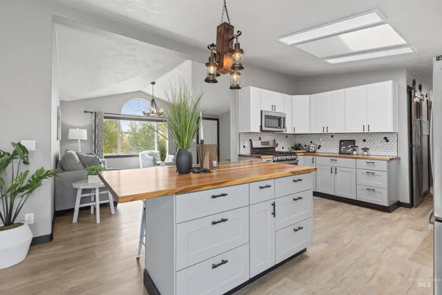 $475,000 | 5890 El Paso Road, Caldwell, ID 83607