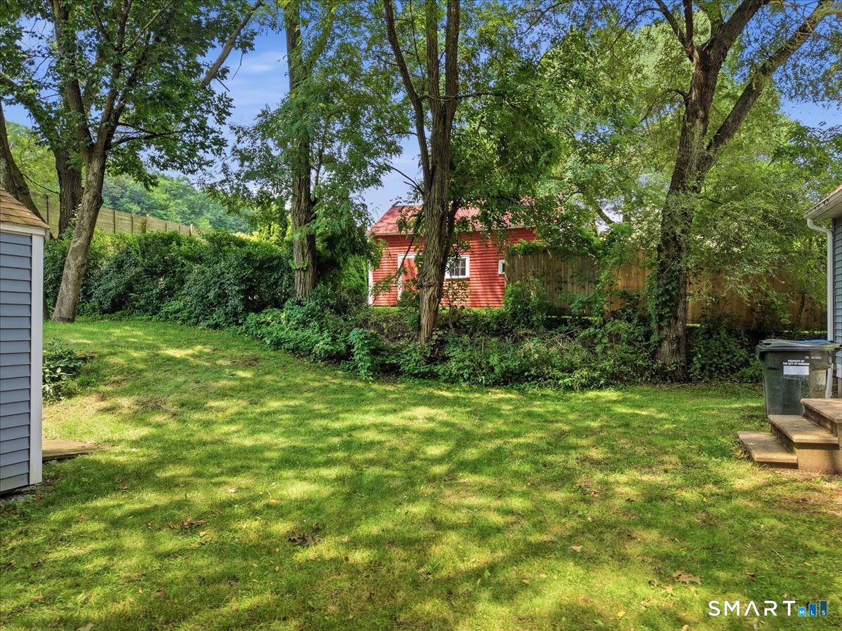 124 Yantic Road Norwich, CT 06389 - Photo 7 of 24