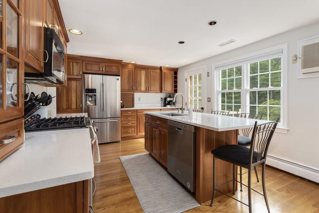 14 New Meadow Road Lynnfield, MA 01940 - Photo 14 of 42 Gallery Image 14
