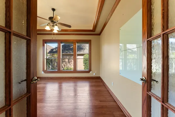 $3,250 | 31 North Warbler Bend Circle, The Woodlands, TX 77382