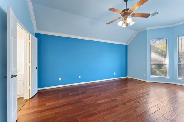 $3,250 | 31 North Warbler Bend Circle, The Woodlands, TX 77382