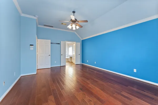 $3,250 | 31 North Warbler Bend Circle, The Woodlands, TX 77382