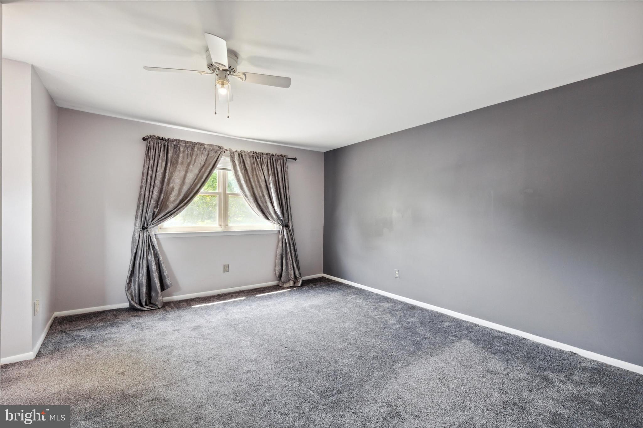 818 Roberts Road Warminster, PA 18974 - Photo 8 of 14 Master Bedroom