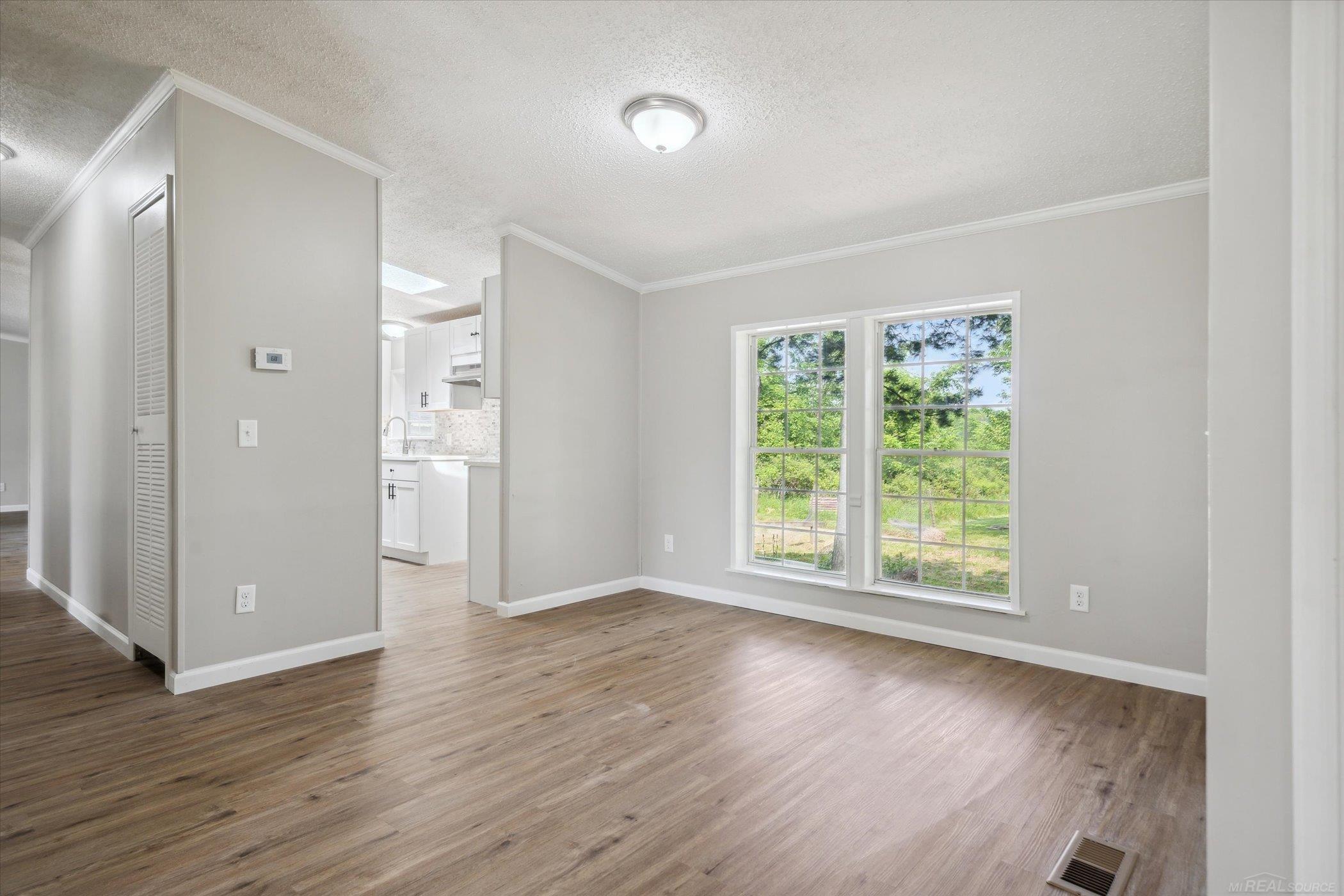 8397 Vincent Road Croswell, MI 48422 - Photo 8 of 43 Gallery Image 8