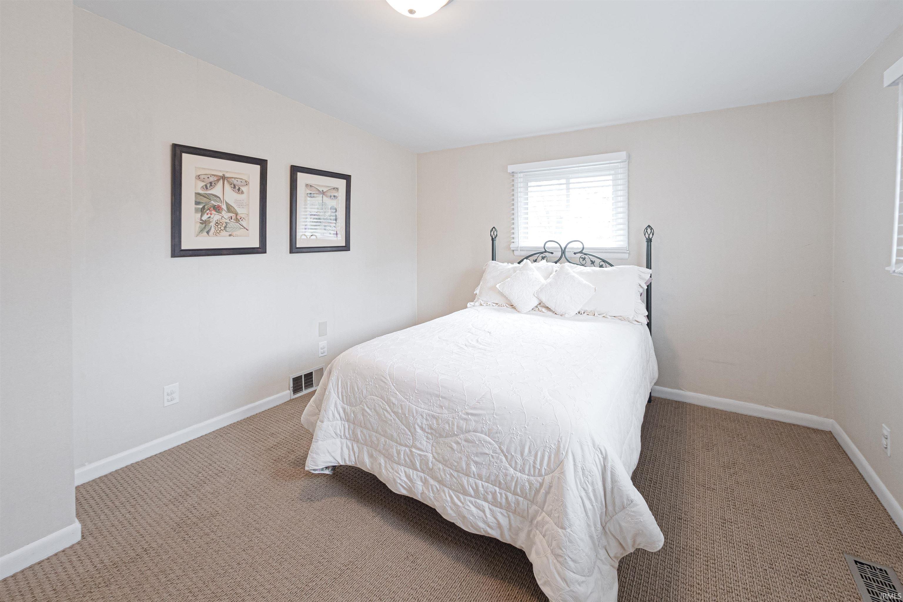7701 Newburgh Road Evansville, IN 47715 - Photo 18 of 36 Gallery Image 18