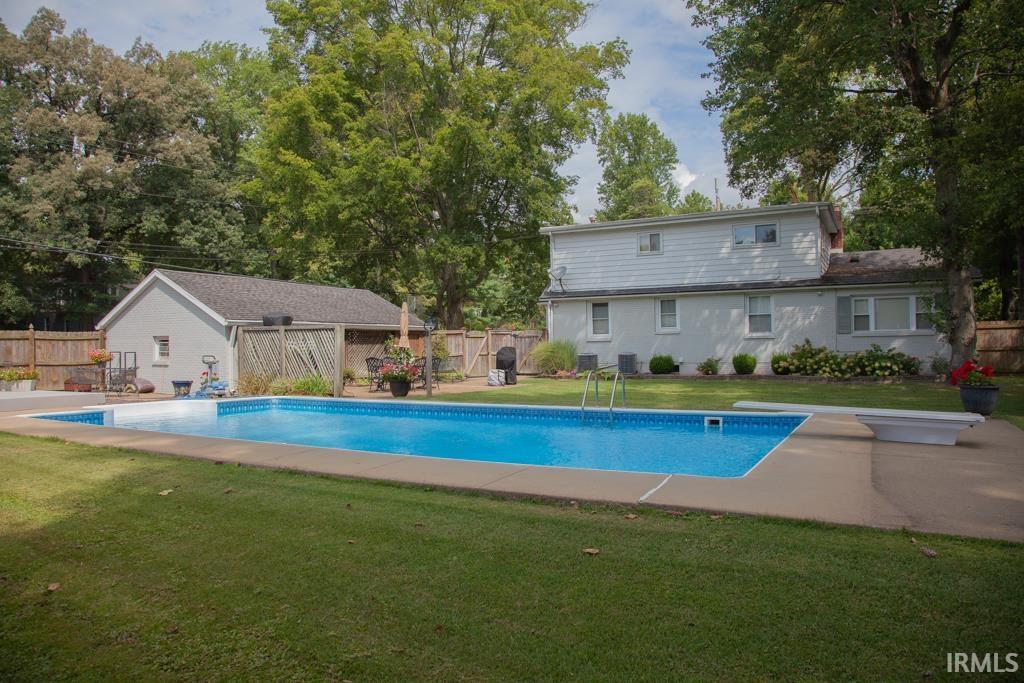 7701 Newburgh Road Evansville, IN 47715 - Photo 29 of 36 Gallery Image 29