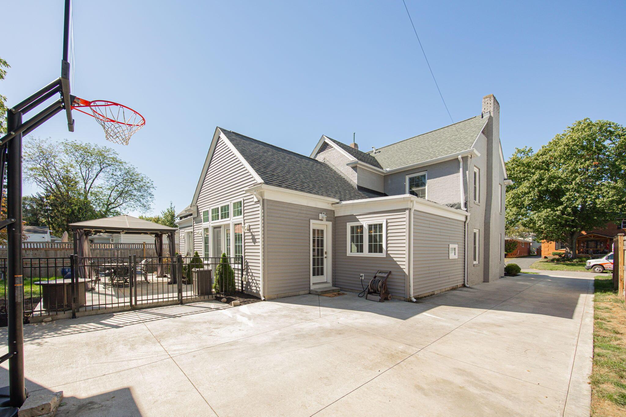 210 South Chesterfield Road Columbus, OH 43209 - Photo 59 of 59 67-web-or-mls-210 S Chesterfield Rd-66