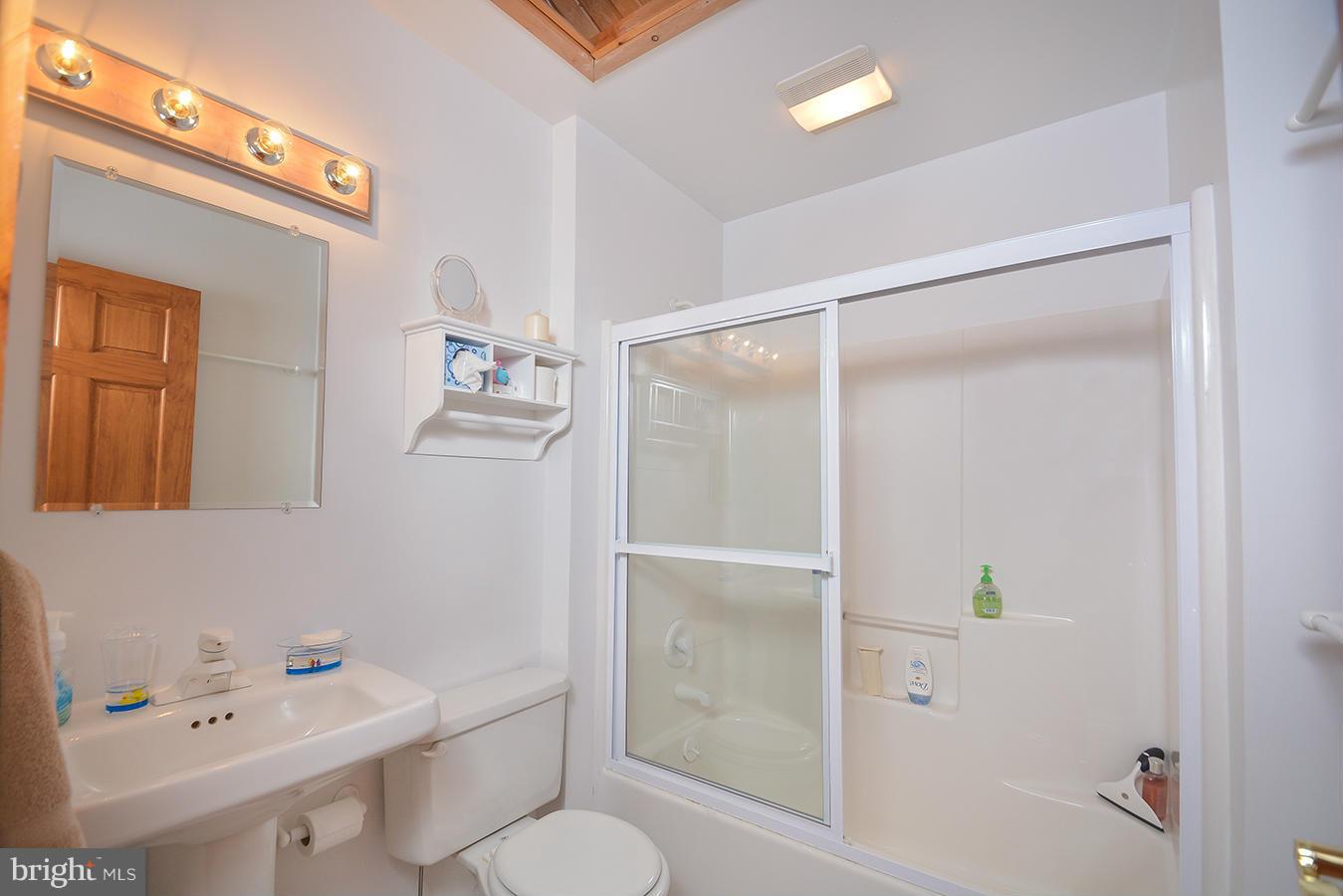 2432 State Park Road Swanton, MD 21561 - Photo 12 of 23 Bath