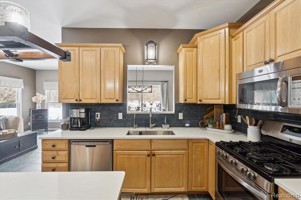 13180 Germany Road Fenton, MI 48430 - Photo 9 of 58 Gallery Image 9