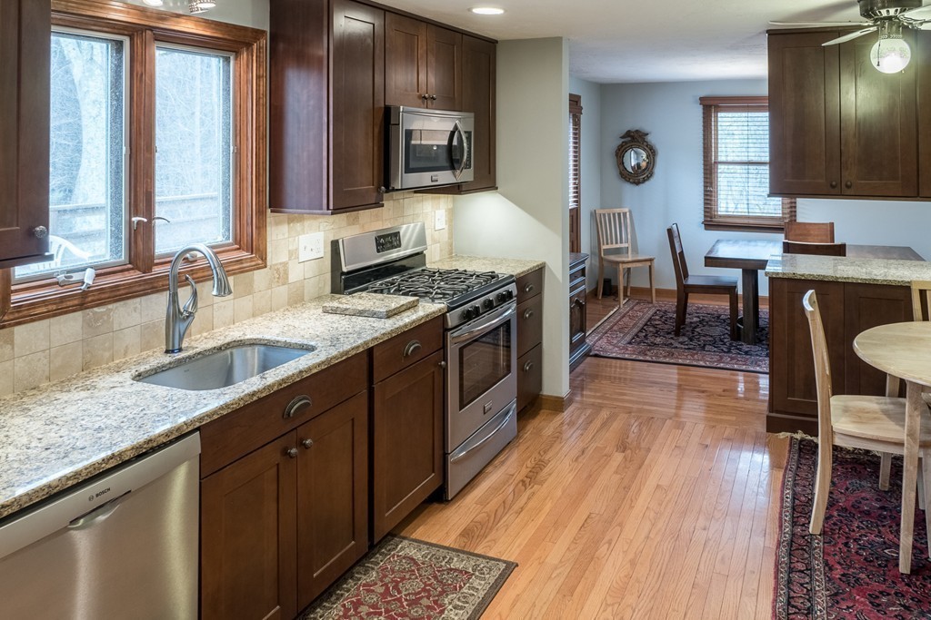 5 Tamworth Road Sharon, MA 02067 - Photo 2 of 8 Gallery Image 2