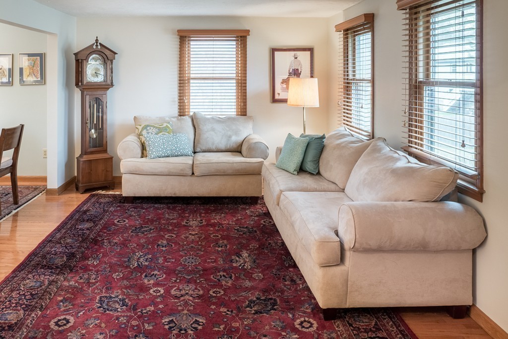 5 Tamworth Road Sharon, MA 02067 - Photo 4 of 8 Gallery Image 4