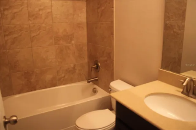 $2,450 | 14284 Desert Haven Street, Unit 806, Windermere, FL 34786