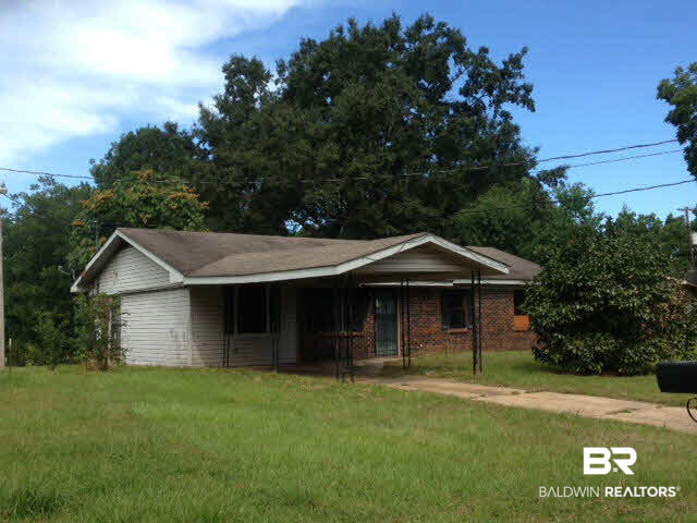 104 Elizabeth Street Evergreen, AL 36401 - Photo 1 of 1