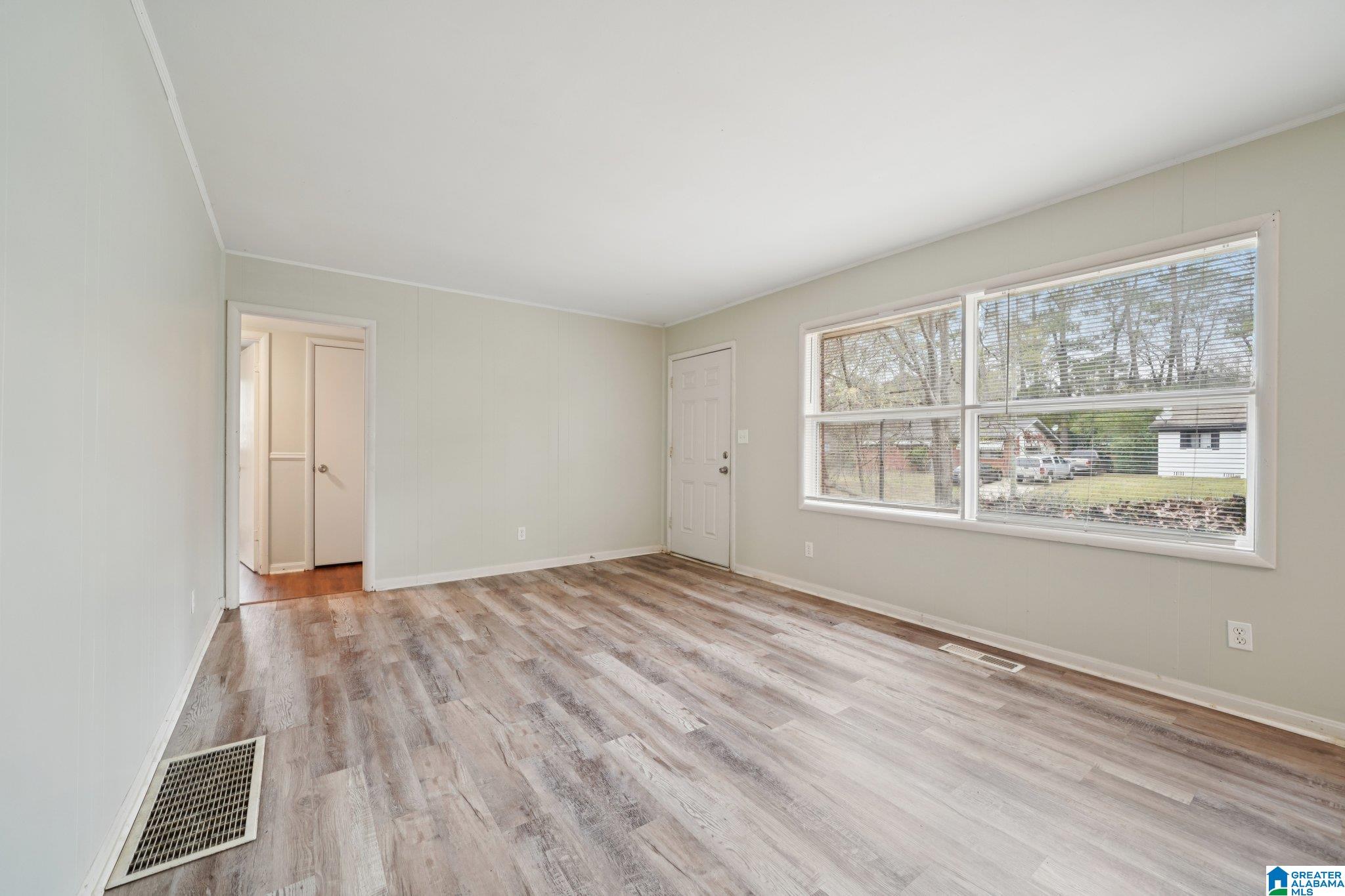 421 Wedgeworth Road Birmingham, AL 35215 - Photo 6 of 38 Gallery Image 6