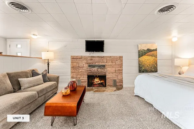 $950,000 | 4480 North Kitsap Way, Boise, ID 83703