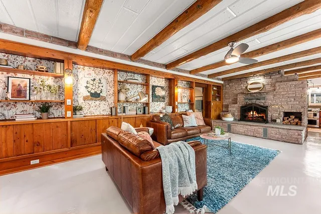 $950,000 | 4480 North Kitsap Way, Boise, ID 83703