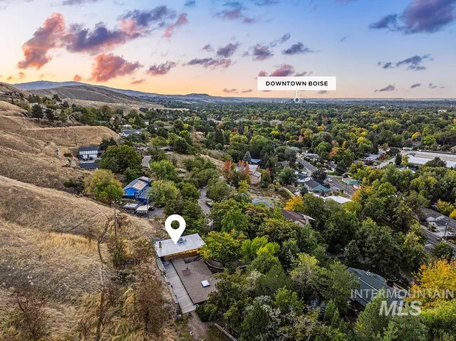 $950,000 | 4480 North Kitsap Way, Boise, ID 83703