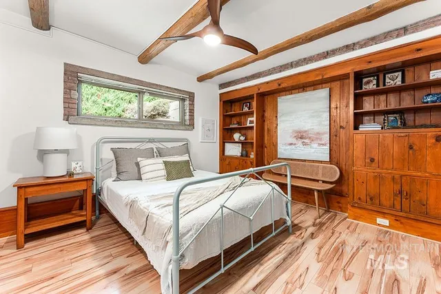 $950,000 | 4480 North Kitsap Way, Boise, ID 83703