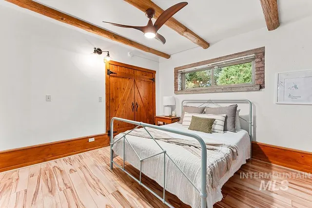 $950,000 | 4480 North Kitsap Way, Boise, ID 83703