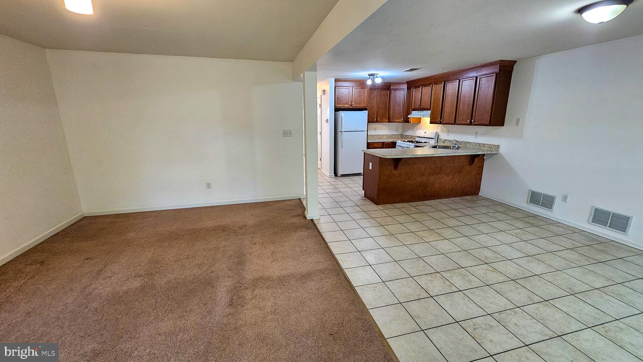 380 Radio Road Tuckerton, NJ 08087 - Photo 11 of 38