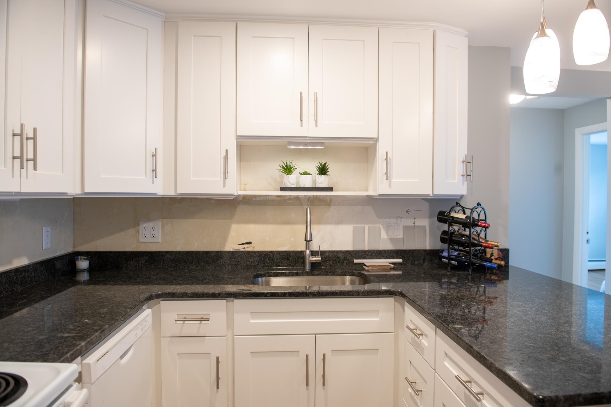 99 Cluff Crossing Road, Unit B8 Salem, NH 03079 - Photo 6 of 20