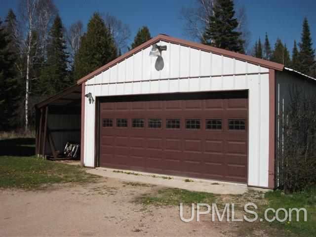 4400 10th Road Bark River, MI 49807 - Photo 8 of 9 Gallery Image 8