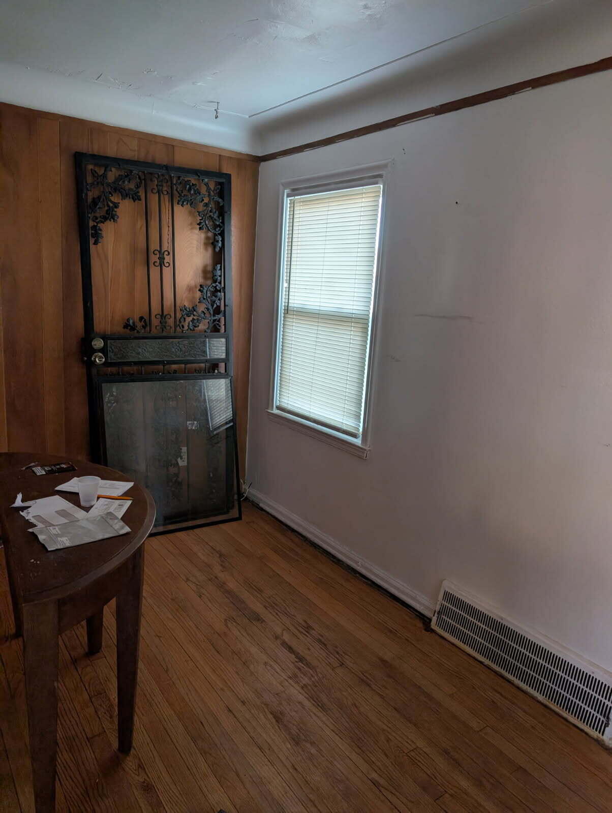 8309 Brace Street Detroit, MI 48228 - Photo 6 of 14 5960620770250385928